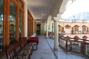oyo-24319-hotel-geetanjali (1)